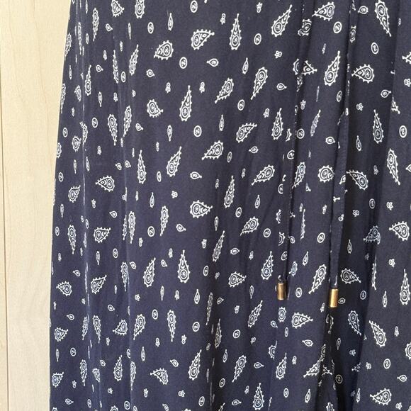 LULU’S Handkerchief Halter Maxi Dress Size Large Blue Paisley Print Open Back - Picture 6 of 11